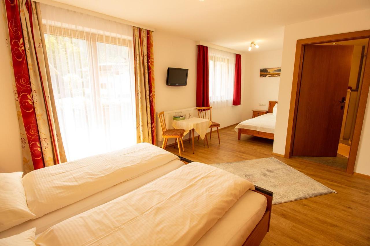 Bed and Breakfast Haus Josef Mayrhofen Zewnętrze zdjęcie