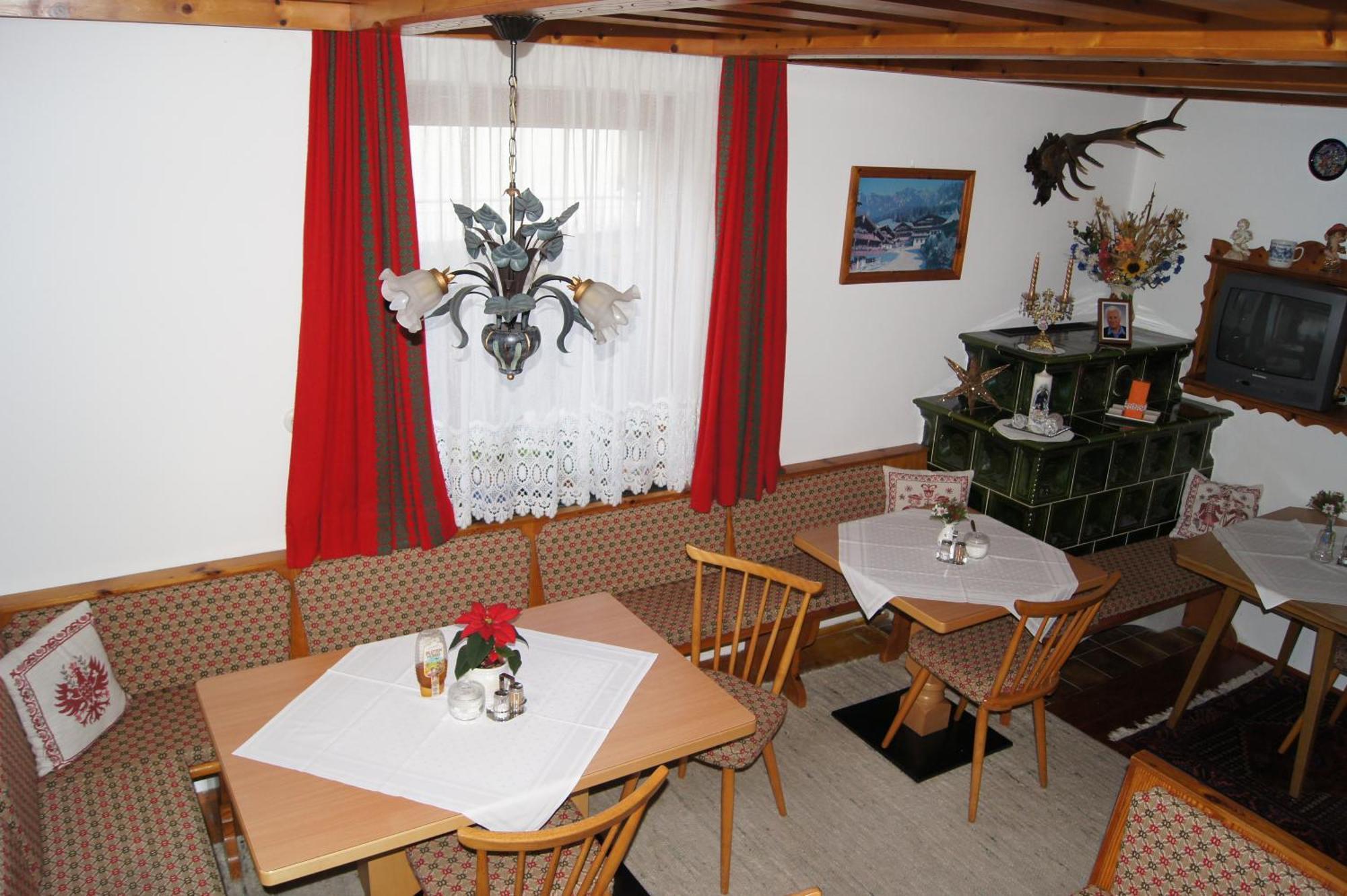 Bed and Breakfast Haus Josef Mayrhofen Zewnętrze zdjęcie