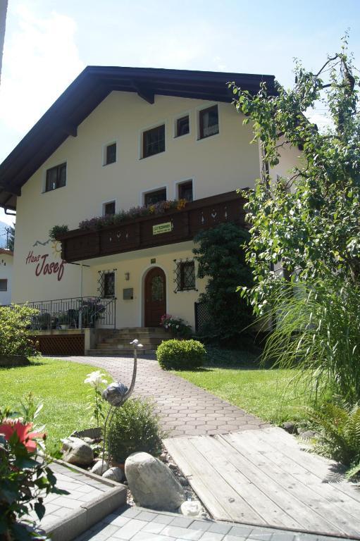 Bed and Breakfast Haus Josef Mayrhofen Zewnętrze zdjęcie